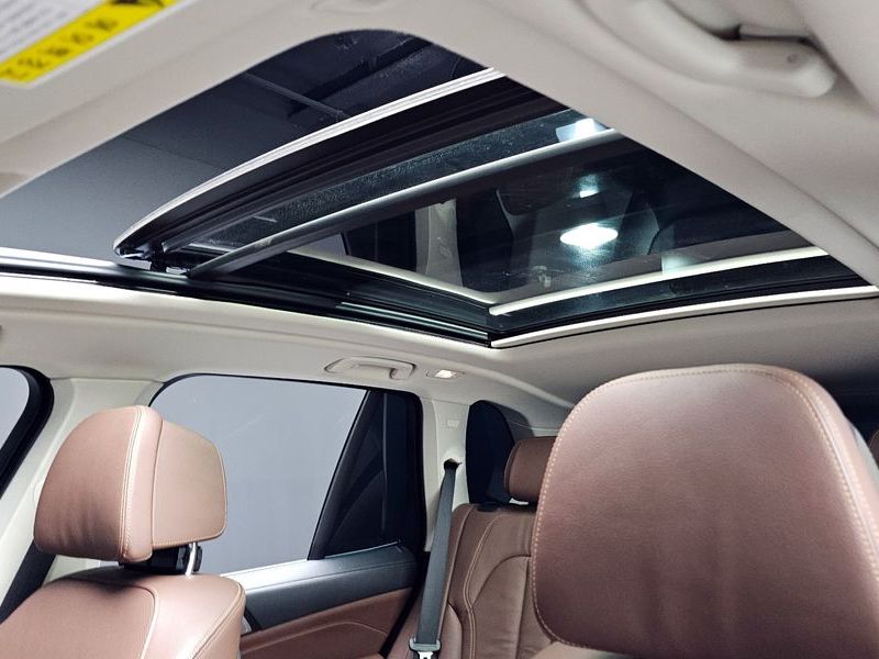 2019 BMW X5 xDrive 30d xLine photo 18
