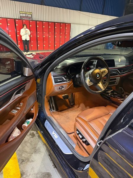 2019 BMW 7 Series M760Li xDrive photo 12