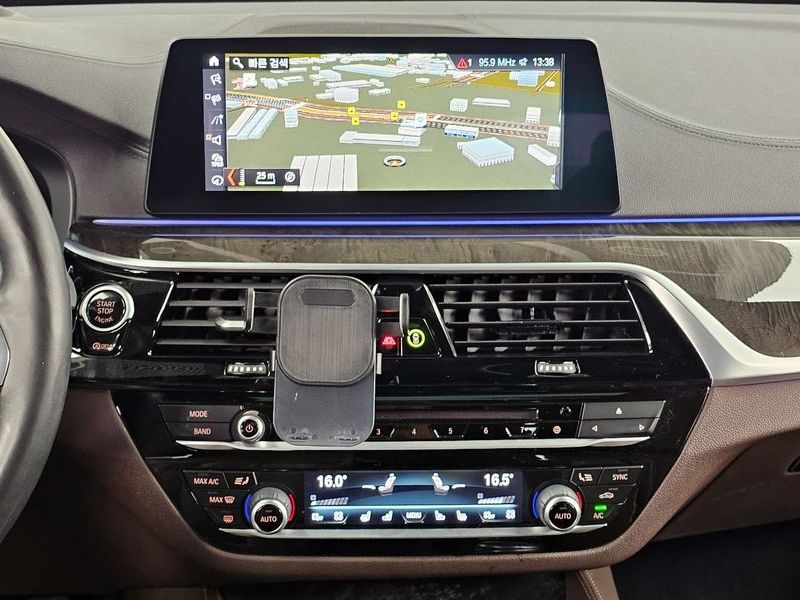 2019 BMW 6시리즈 GT 640i xDrive M Sport photo 14