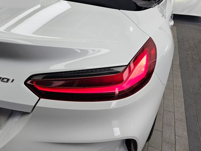 2019 BMW Z4 sDrive20i M Sport photo 23