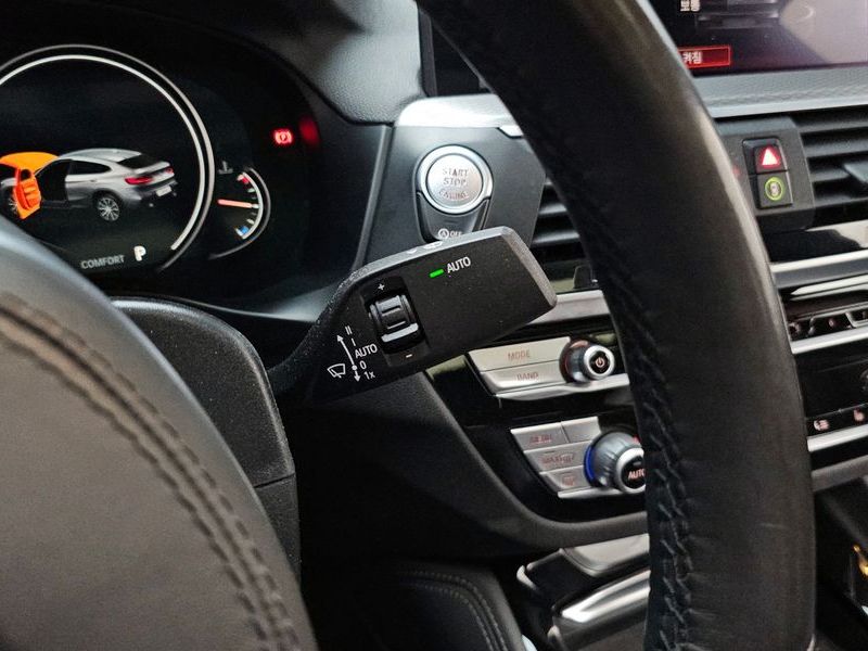 2019 BMW X4 xDrive20d M Sport photo 18