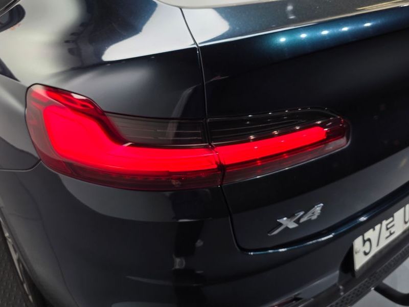 2019 BMW X4 xDrive20d M Sport photo 23