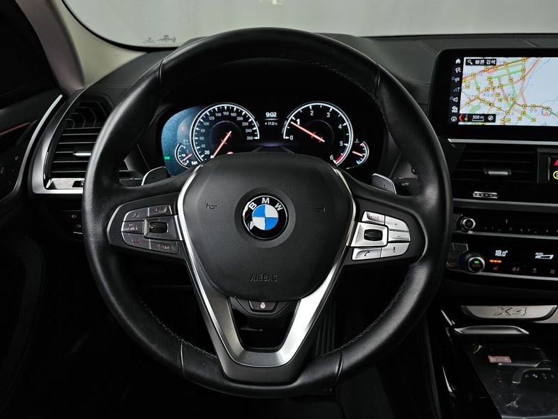 2019 BMW X4 xDrive20d xLine photo 13
