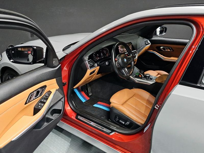 2019 BMW 3 Series 330i M Sport photo 10