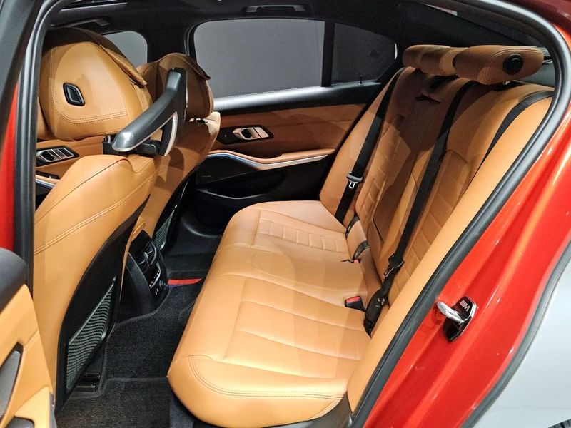 2019 BMW 3 Series 330i M Sport photo 26