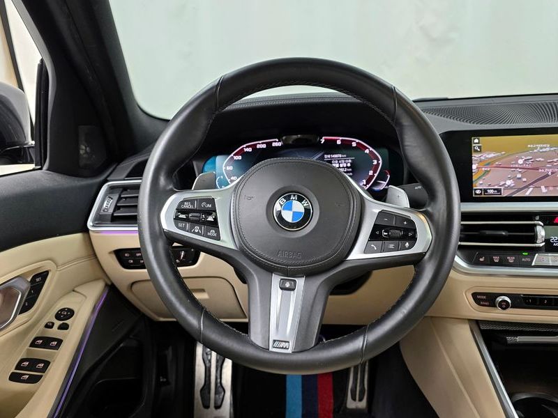 2019 BMW 3 Series 330i M Sport photo 13