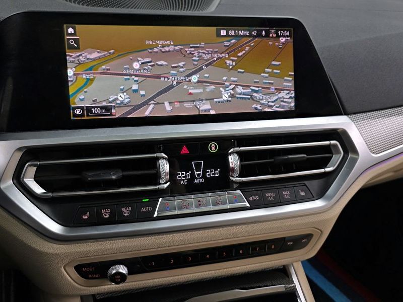 2019 BMW 3 Series 330i M Sport photo 14