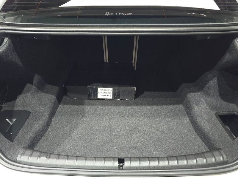 2019 BMW 5 Series 530i xDrive M Sport Package Plus photo 20