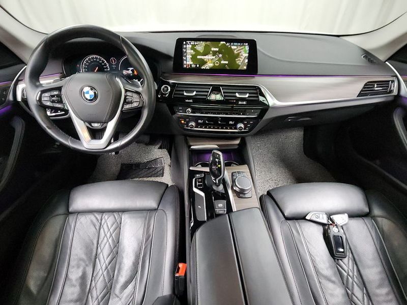 2018 BMW 5 Series 530i xDrive Luxury Plus photo 7
