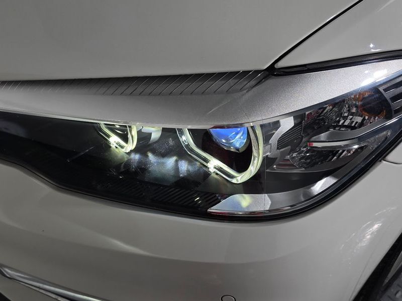 2018 BMW 5 Series 520i Luxury photo 23