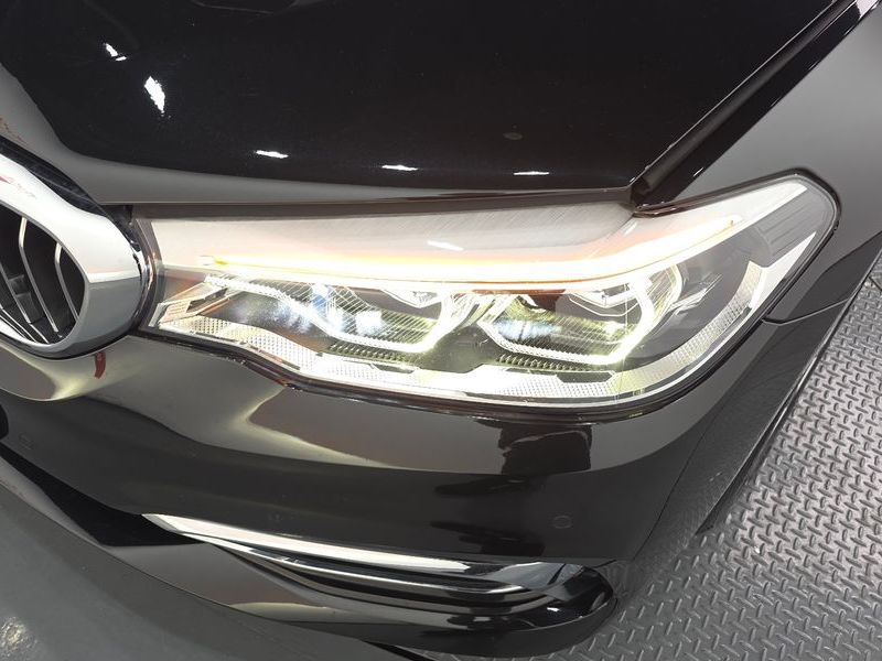2018 BMW 5 Series 520d Luxury Special Edition photo 22