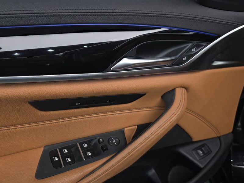 2018 BMW 5 Series 520d Luxury Special Edition photo 30