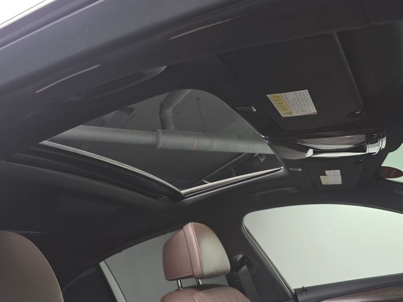 2018 BMW 5 Series 520d xDrive M Sport Package Plus photo 15