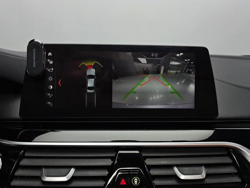 2018 BMW 5 Series 520d Luxury Special Edition photo 15