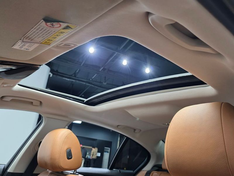 2018 BMW 5 Series 520d Luxury Special Edition photo 19