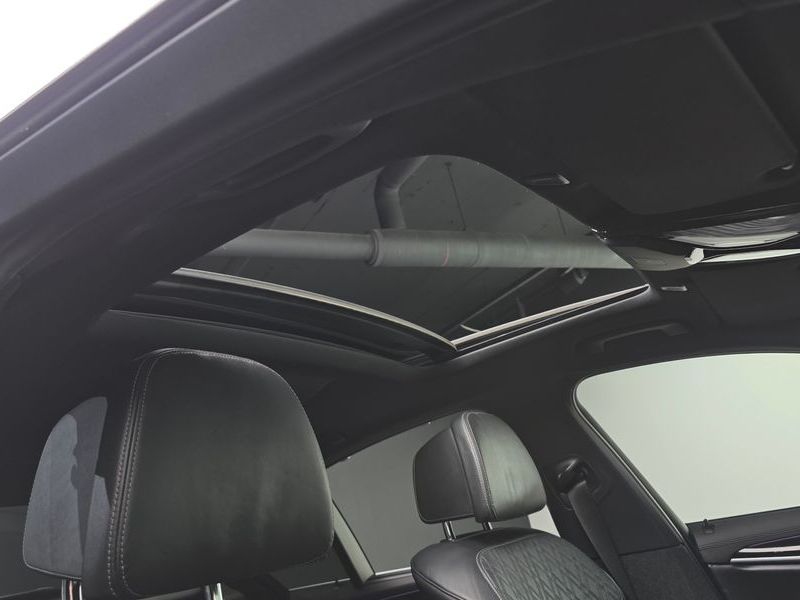 2018 BMW 5 Series 520d xDrive M Sport Package Plus photo 15