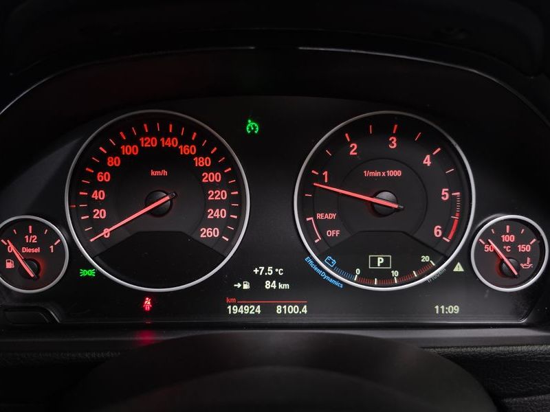 2016 BMW 3 Series 320d xDrive photo 8