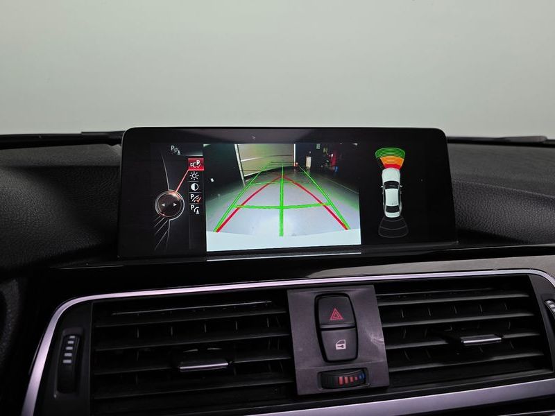 2016 BMW 3 Series 320d xDrive photo 15