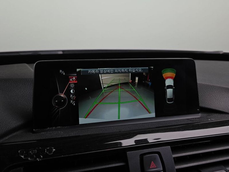 2016 BMW 3 Series GT 320d photo 14