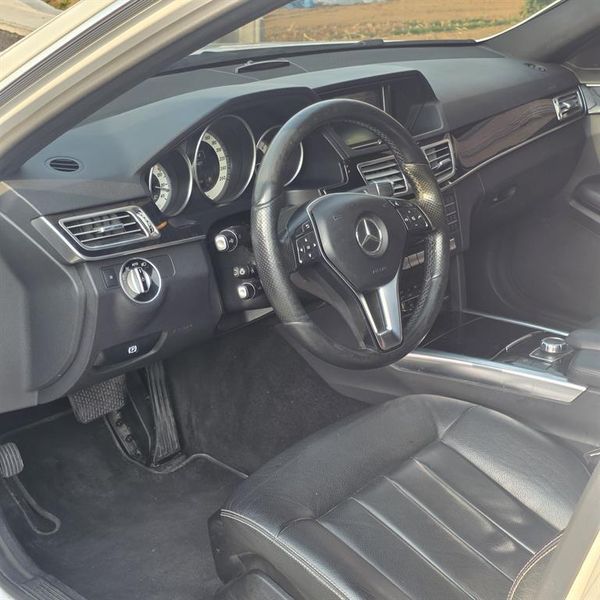 2016 Mercedes-Benz E-Class E220 Bluetec Avantgarde photo 10