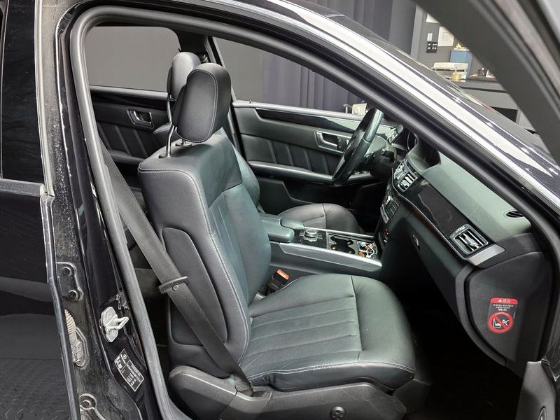 2016 Mercedes-Benz E-Class E220 CDI Avantgarde photo 12