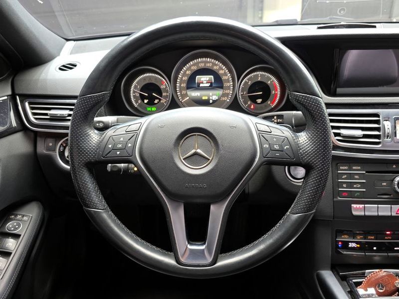 2016 Mercedes-Benz E-Class E220 CDI Avantgarde photo 13
