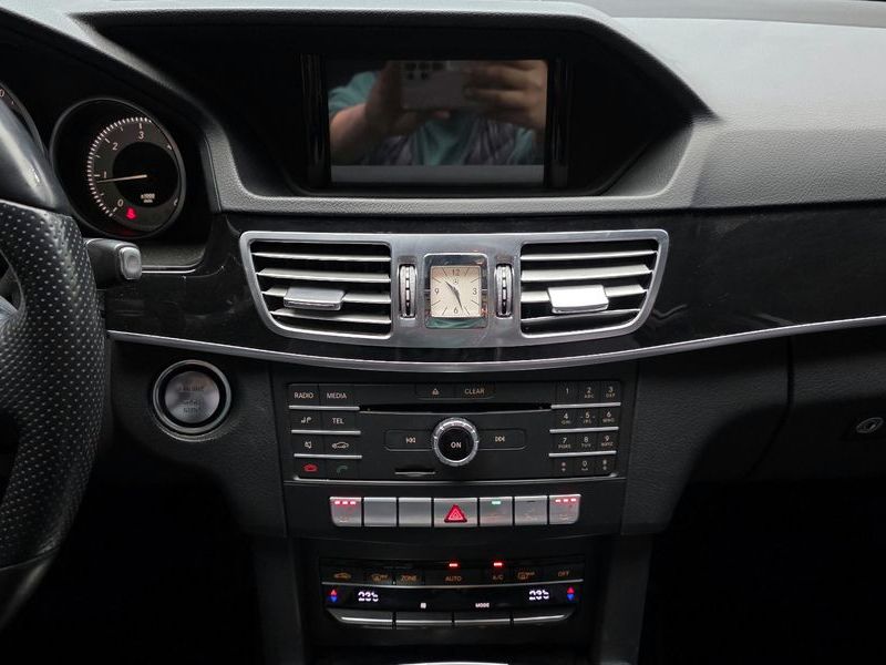 2016 Mercedes-Benz E-Class E220 CDI Avantgarde photo 19