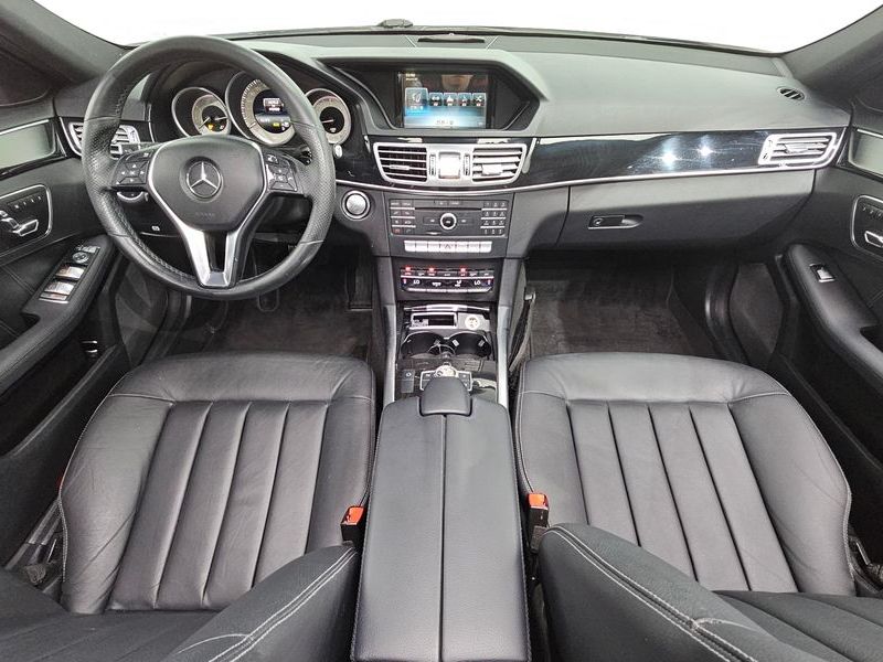 2016 Mercedes-Benz E-Class E220 Bluetec Avantgarde photo 7