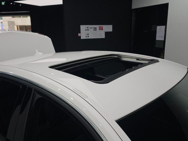 2016 Mercedes-Benz E-Class E220 Bluetec Avantgarde photo 20