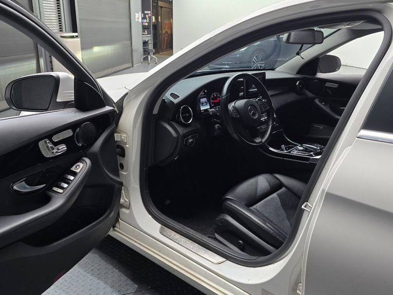 2016 Mercedes-Benz C-Class C200 d photo 10