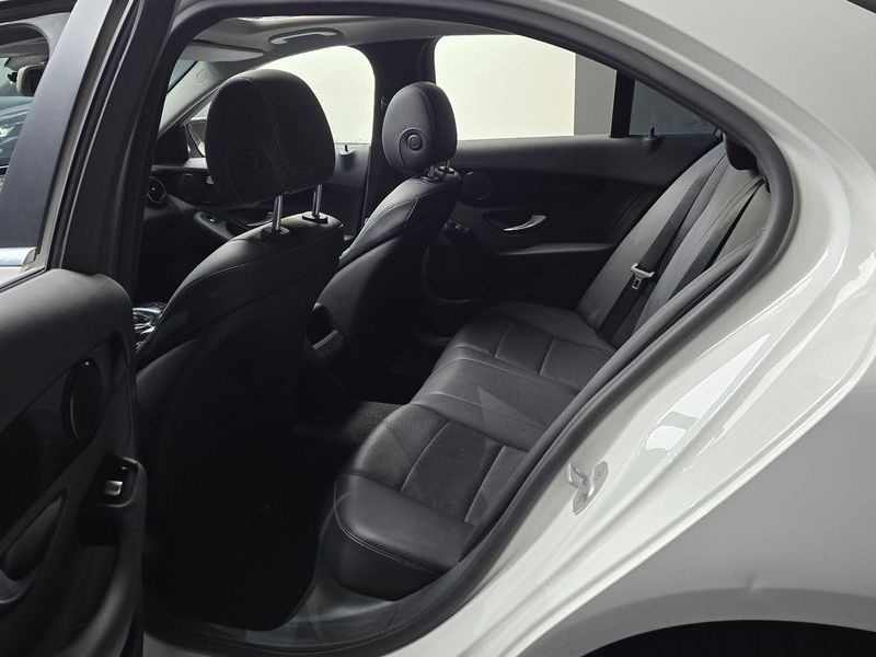 2016 Mercedes-Benz C-Class C200 d photo 11