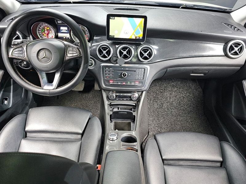 2016 Mercedes-Benz A-Class GLA200 d photo 7