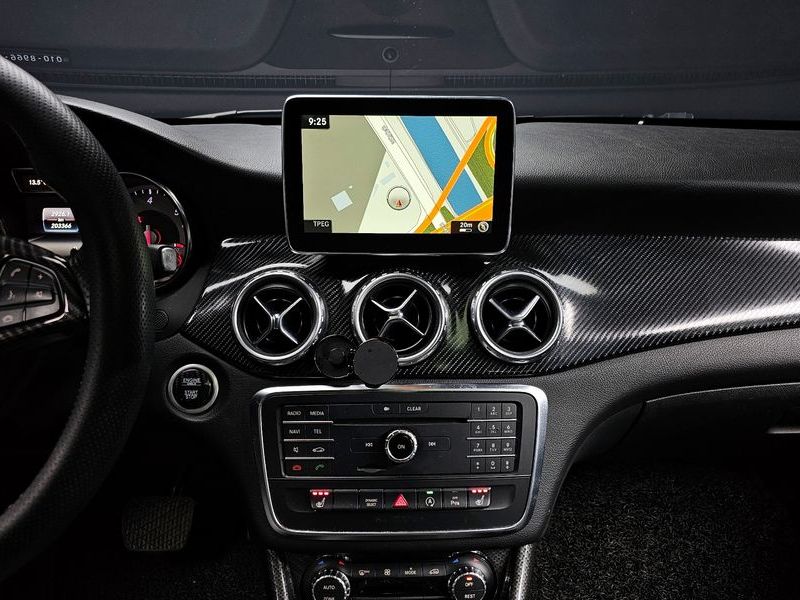 2016 Mercedes-Benz A-Class GLA200 d photo 14
