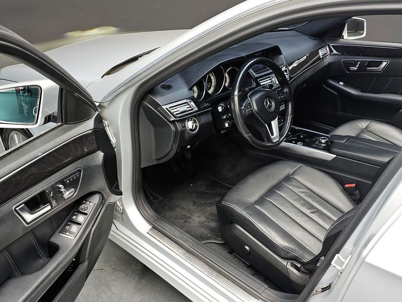 2016 Mercedes-Benz E-Class E220 CDI Avantgarde photo 12