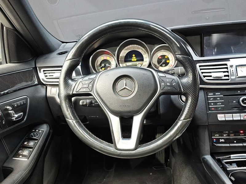 2016 Mercedes-Benz E-Class E220 CDI Avantgarde photo 13