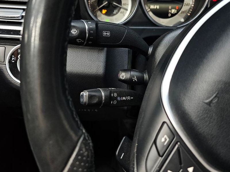 2016 Mercedes-Benz E-Class E220 CDI Avantgarde photo 17