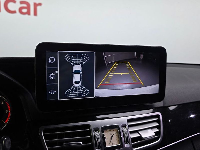 2016 Mercedes-Benz E-Class E220 Bluetec Avantgarde photo 15