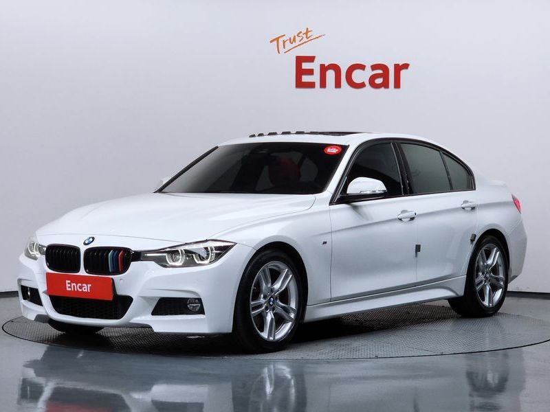 2018 BMW 3 Series 330i M Sport Shadow photo 1