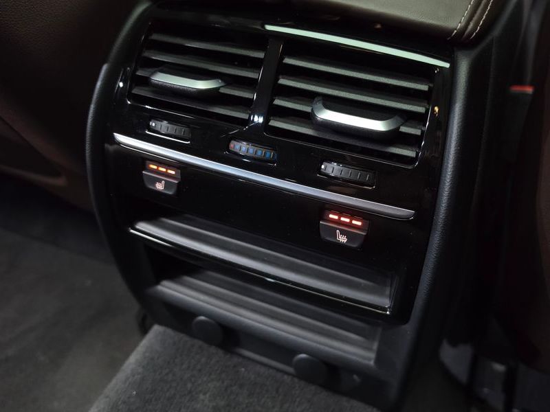 2018 BMW 5 Series 520d Luxury Plus photo 18