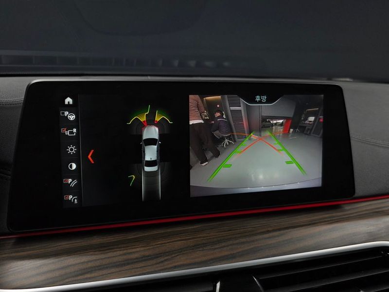 2018 BMW 5 Series 520d Luxury Plus photo 15