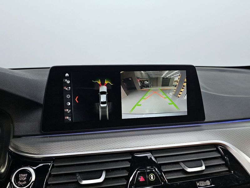 2018 BMW 5 Series 520d M Sport Special Edition photo 13