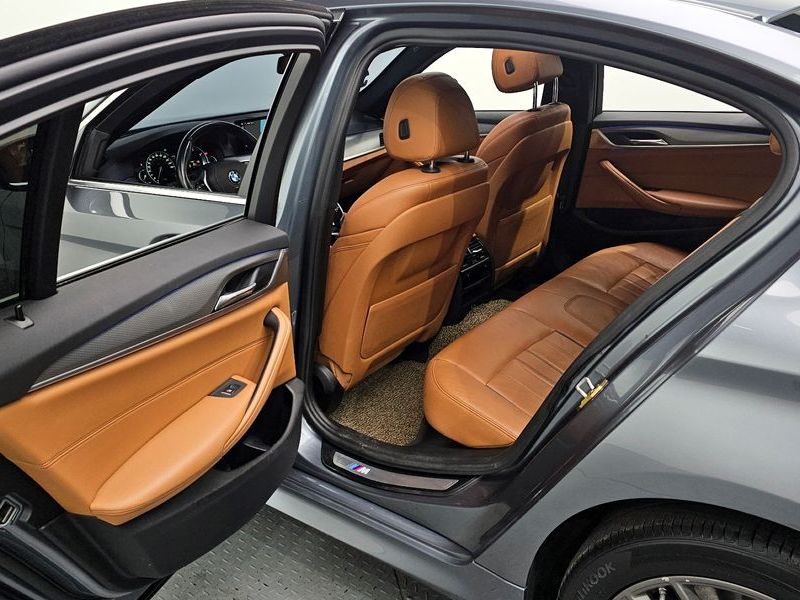 2018 BMW 5 Series 520d M Sport Special Edition photo 19