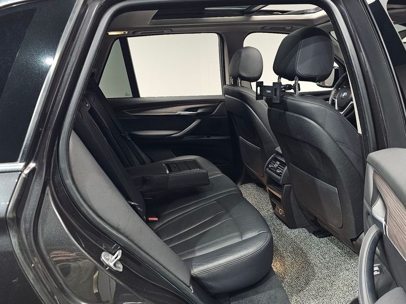 2017 BMW X5 xDrive 30d photo 11