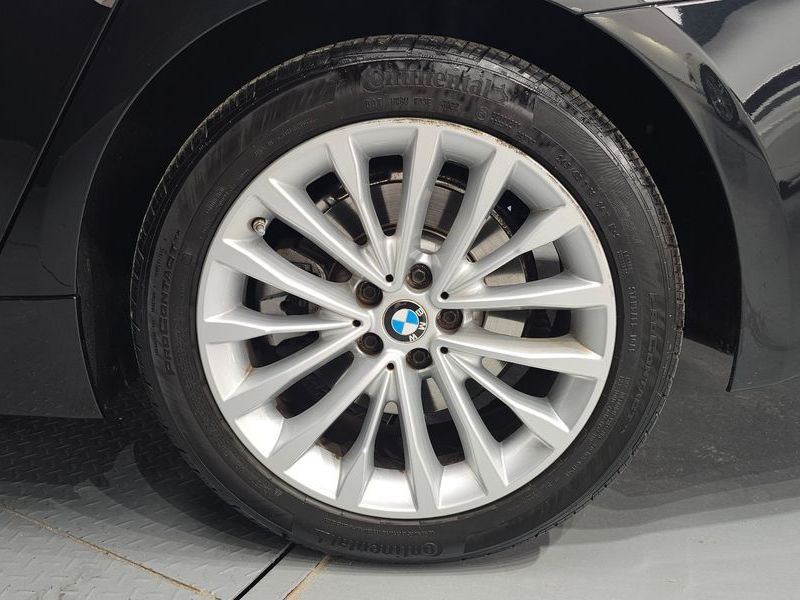 2018 BMW 5 Series 520d Luxury Special Edition photo 21
