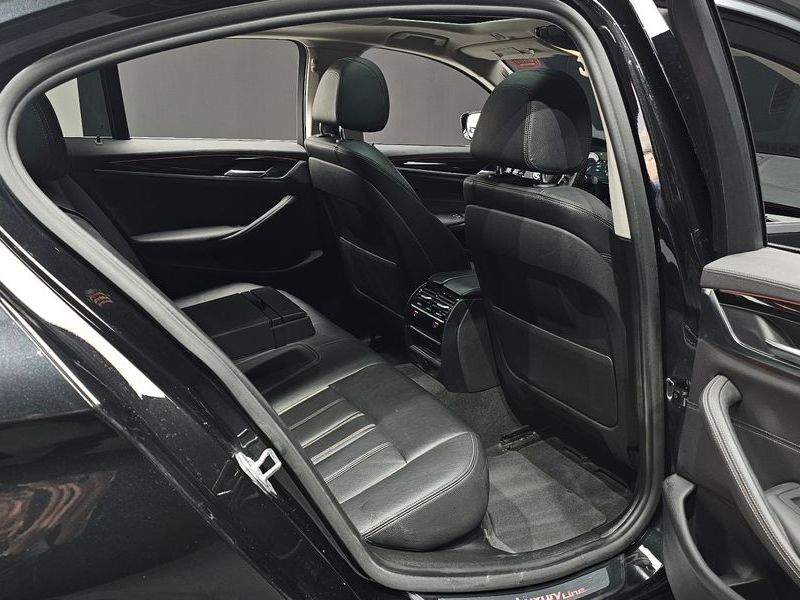 2018 BMW 5 Series 520d Luxury Special Edition photo 26