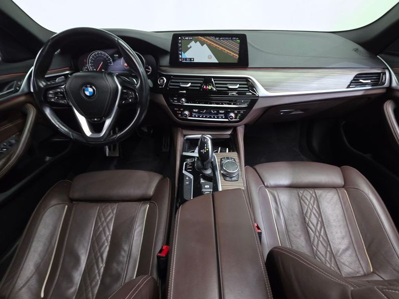 2017 BMW 5 Series 520d xDrive M Sport Package Plus photo 7