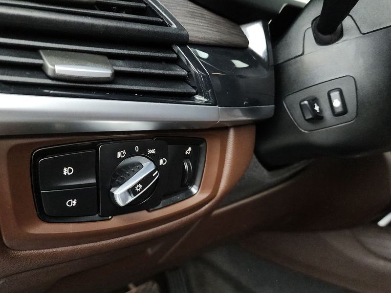 2017 BMW X5 xDrive 30d photo 17
