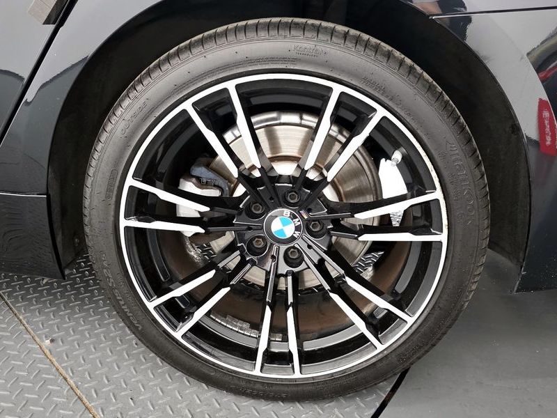 2017 BMW 5 Series 520d M Sport Package Plus photo 21