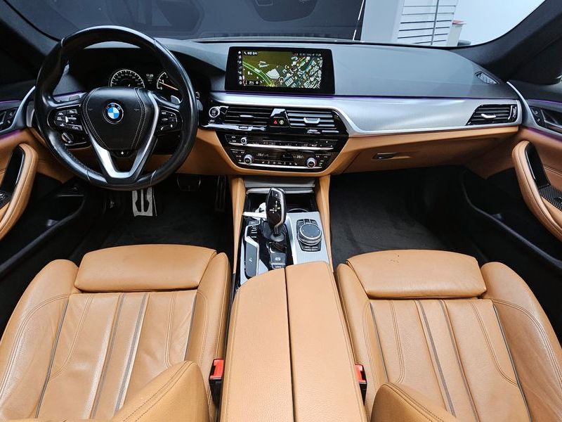 2017 BMW 5 Series 530i M Sport Package photo 7