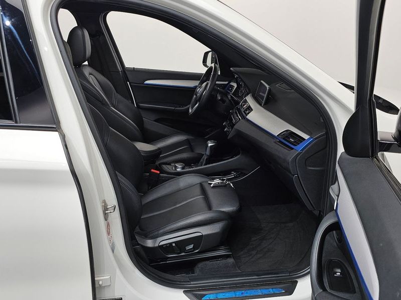 2017 BMW X1 xDrive 20d M Sport package photo 11